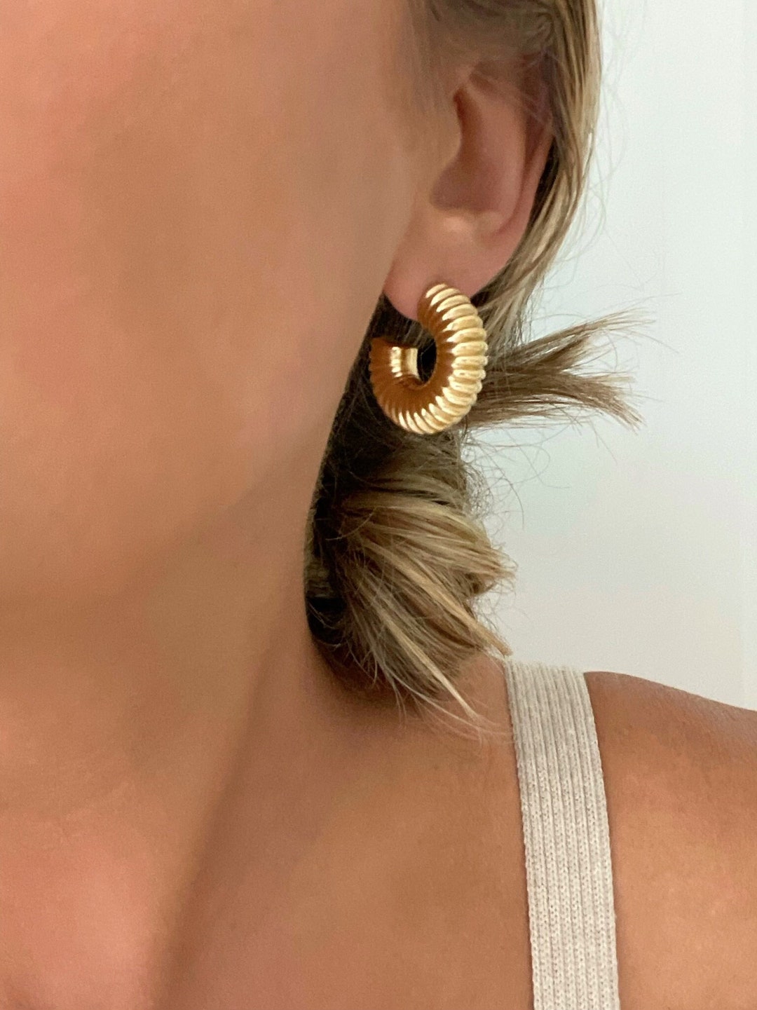 Gold Hoops, 18k Gold Filled Earring, Chunky Hoops, Textured