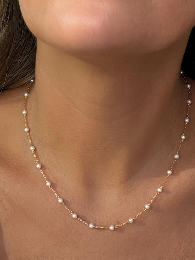 Bridesmaid Gifts Wedding Party Present Gold Filled Pearl Necklace Dainty Chain Design Bridal Jewelry Set Minimalist Style Simple Elegant Accessory Floating Pearl Pendant Delicate Construction Quality Crafted Thank You Gift Maid Of Honor