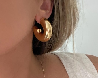 Chunky Yet Dainty! LOUMILEO 14K Gold Plated Hoop Earrings – Hypoallergenic Small Huggie Hoops For Women (14mm, Gift Ready) - View #6
