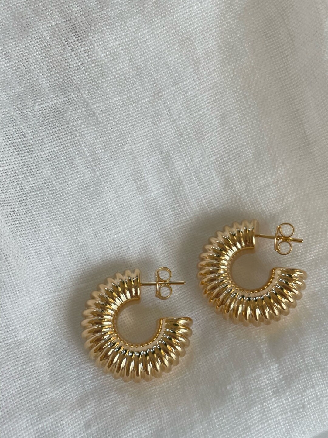 Chunky Gold Hoop Earrings Thick Chunky Hoops 18K Gold Filled - Etsy