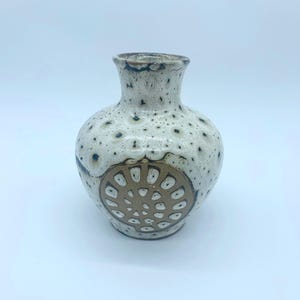 Art Pottery Bud Vase Beige With Shell Design Vase For Small Spaces