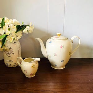 Schumann Bavaria Fine Bone China Coffee Tea Pot And Creamer Off White With Pink & Blue Flowers And Gold Trim