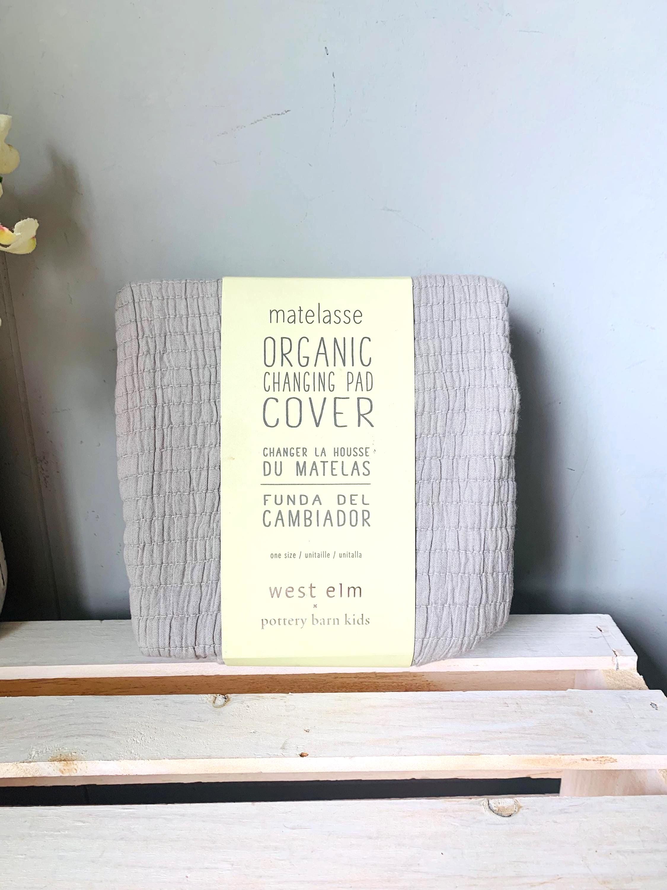 West Elm Organic Cotton Changing Pad Cover Beige Matelasse