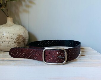 Relic Fossil Brown Leather Belt Perforated Flowers  display picture 1