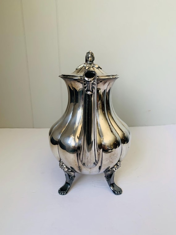 Vintage Oneida Silver Plate Coffee Pot: Heirloom Melon Rosewood