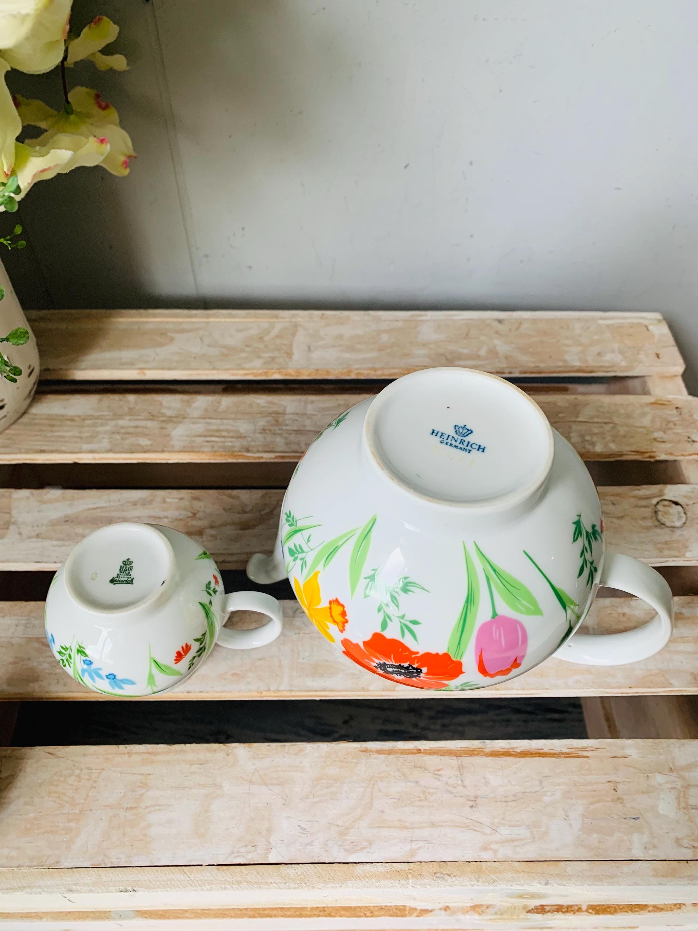 Primavera Floral Teapot and Creamer Set: Heinrich Selb Bavaria