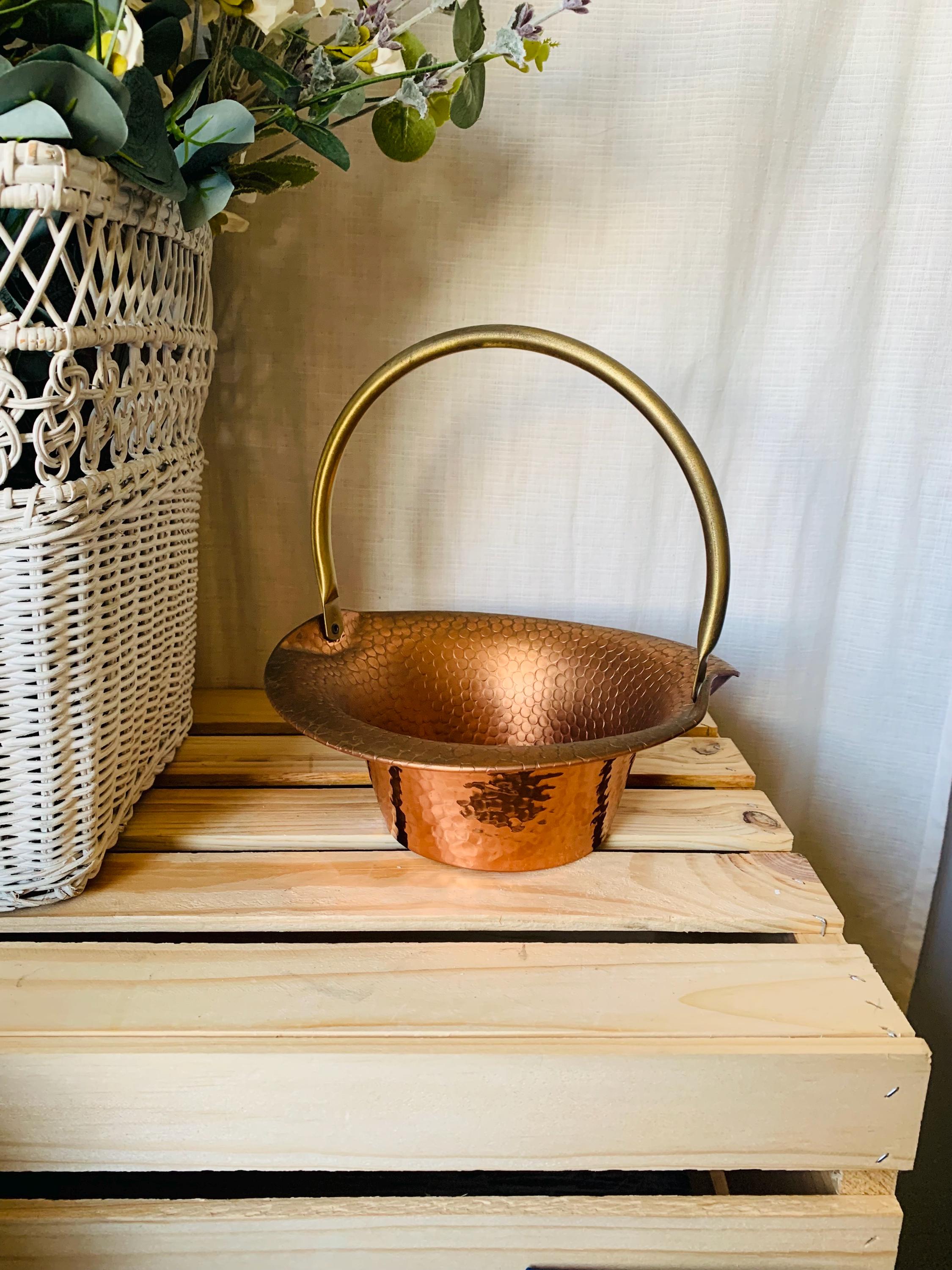 Vintage Coppercraft Guild Hammered Copper Basket With Moveable