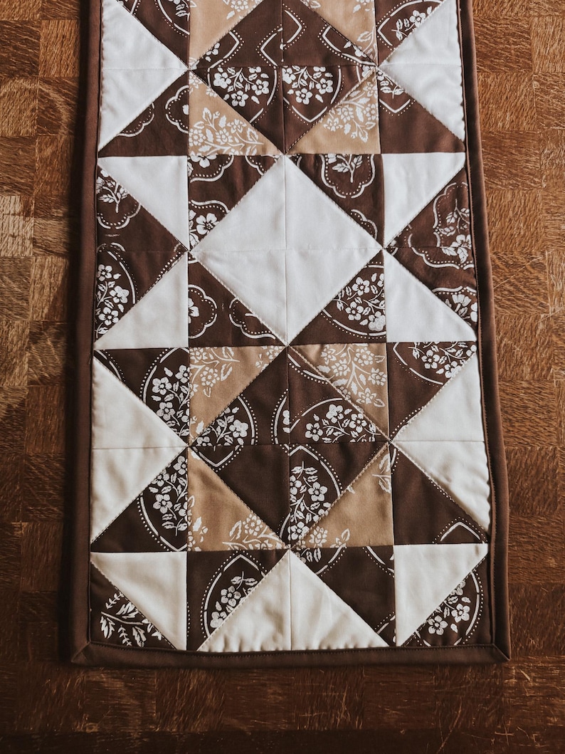 Table Runner Quilt Pattern PDF, Patchwork Dining Table Decor, Confident Beginner Tutorial 画像 6