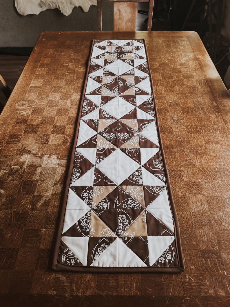 Table Runner Quilt Pattern PDF, Patchwork Dining Table Decor, Confident Beginner Tutorial 画像 5