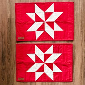 Quilted placemat pattern for beginner patchwork, housewarming gift idea, quick weekend sewing project, useful handmade table decor PDF