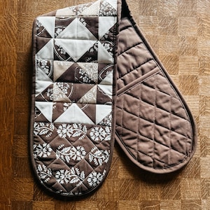 Quilted Double Oven Mitts Sewing Pattern PDF, Patchwork Kitchen Gift Tutorial, Confident Beginner Quilting Project