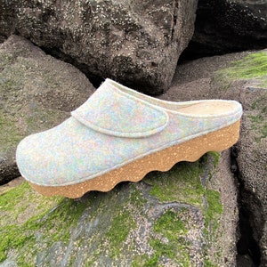 Womens Scandinavian Felt Clogs, Confetti Grey Color, Boho-Style Slippers, Handmade Indoor/Outdoor Shoes, Orthopedic Arch Support