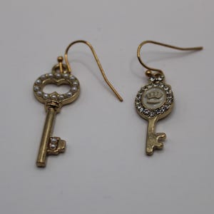 Regal Mismatch Earrings