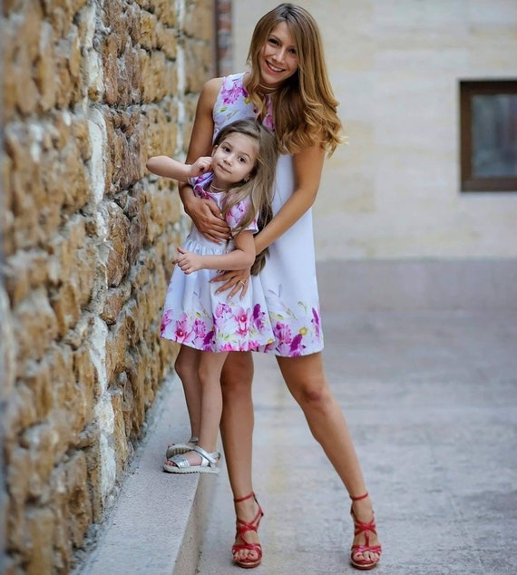 robe blanche mere fille