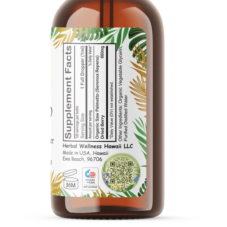 Op de afbeelding: Een bruine glazen fles met een wit en groen etiket. Het etiket bevat informatie over supplementen, waaronder ingredi&euml;nten als biologische zaagpalm en gedroogde bessen. Van Herbal Wellness Hawaii LLC.