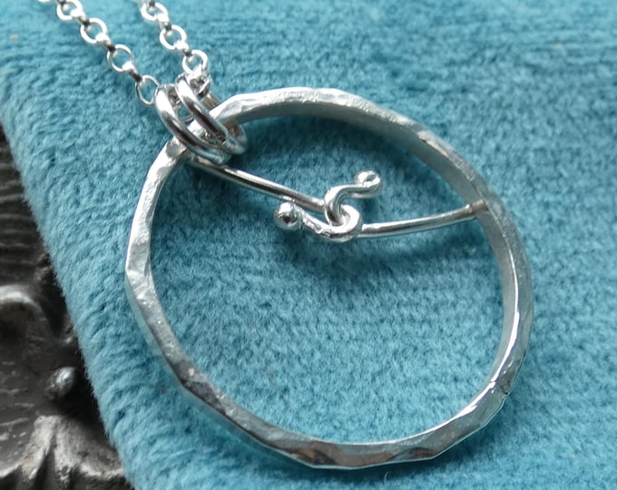 Fidget Sterling Silver Circle Pendant Necklace, Hammered Stacked Rings Pendant w Belcher Chain Necklace, Artisan Precious Metal Jewellery UK