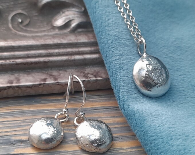 Minimalist Solid Silver Nugget Jewellery Set, Handcrafted Organic Molten Silver Pebble Set, Everyday Precious Metal Artisan Jewellery Set UK
