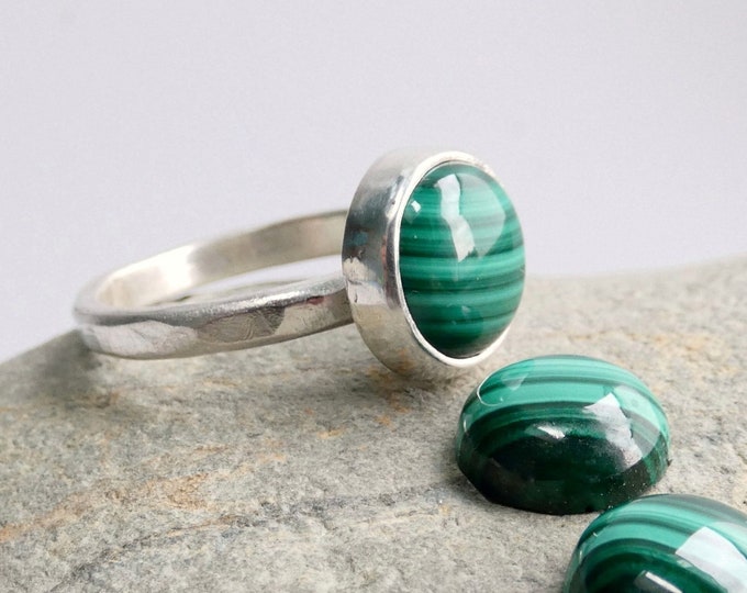 Beautiful Green Malachite Silver Ring, Handmade Sterling Silver Ring with Stripy Green Natural Stone and Hammered Ring Shank, Bezel Set Ring