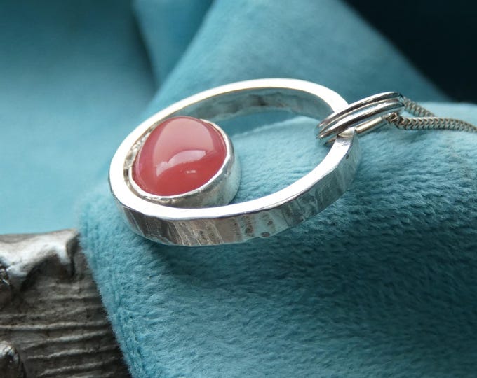 Hammered Solid Sterling Silver Circle Pendant Necklace w Oval Watermelon Red Quartz Stone, Handmade Silver Circle Necklace with Red Crystal
