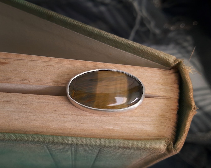 Tiger's Eye Ring, Large Chunky Horizontal Oval Ring, Sterling Silver Statement Ring with Large Tiger Eye Stone, Brown Stone Birthstone Ring