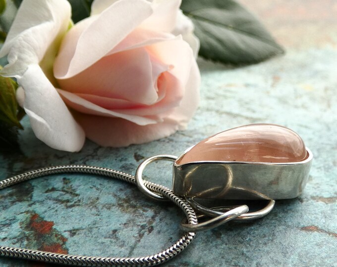 Rose Quartz Necklace, Handmade Sterling Silver Pendant Necklace with Teardrop Rose Quartz Stone, Beautiful Pink Stone Necklace for Women, UK