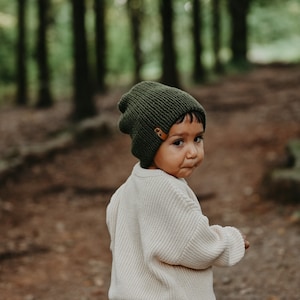 Gebreide slouchymuts, gebreide dames-, heren- en kindermuts, wintermuts