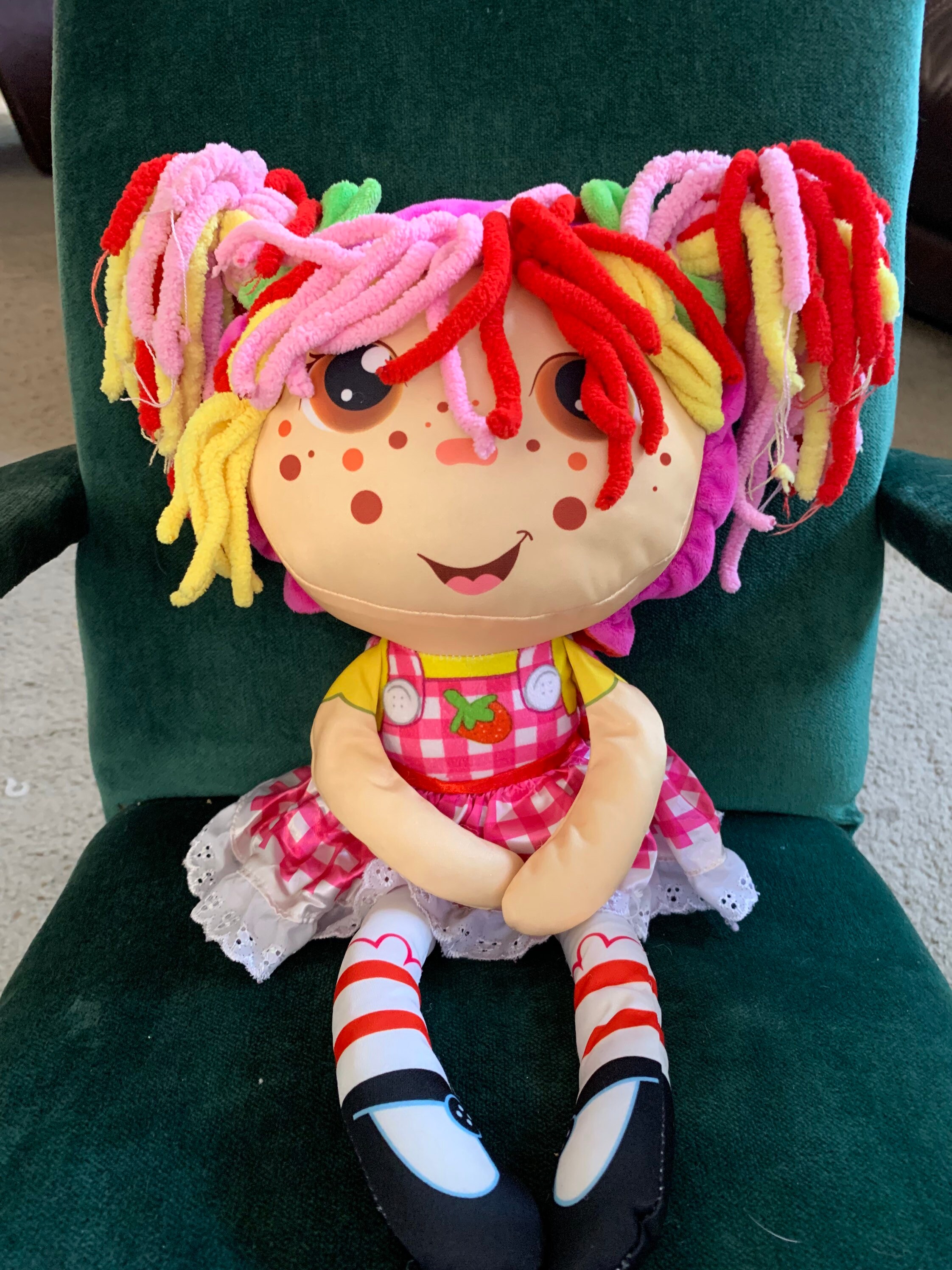Flipzee Girls Zana Strawberry Girl Toy Doll Stuffed Plush Very
