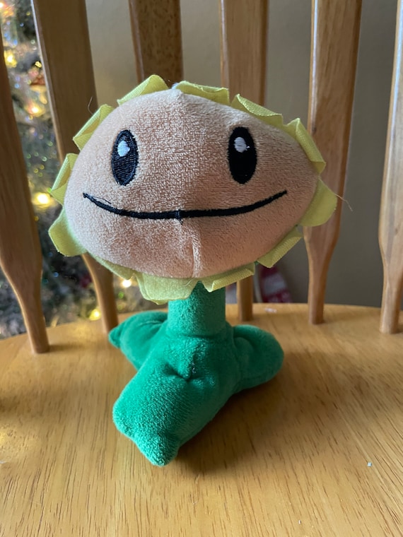  Plants vs Zombies Sunflower Plush : Toys & Games