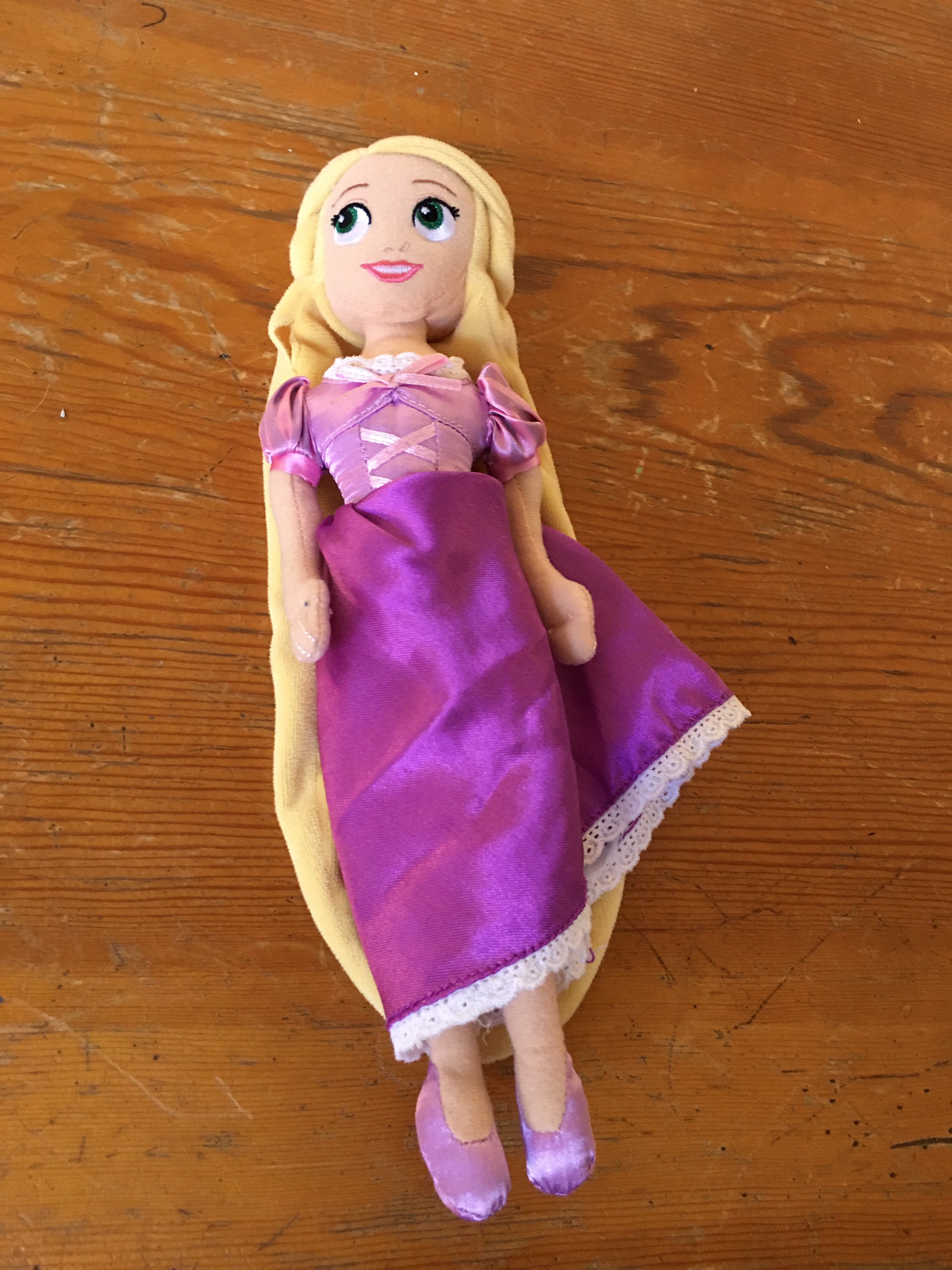 Disney Store Tangled Princess Rapunzel 20 Soft Plush Doll Purple