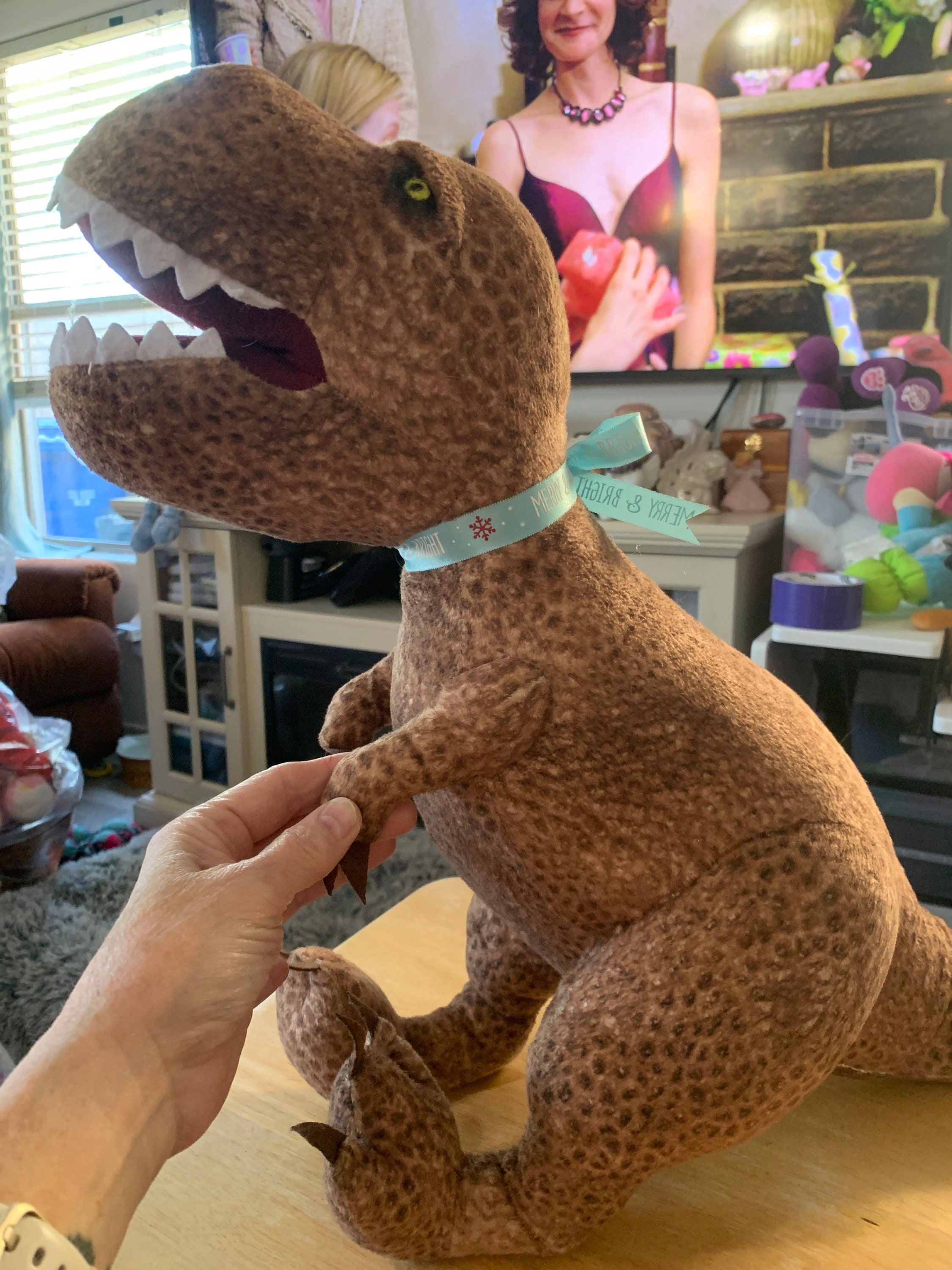 Jurassic World T-rex Plush 28 Stuffed Animal Plush Toy Dinosaur Universal  Studios 