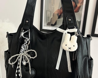 Y2K Black Handbag with Bunny Rabbit Bag Charm Keyring Leather Tote Work Bag Shoulder Bag Retro Coquette Girly Rope heart Crossbody Grunge