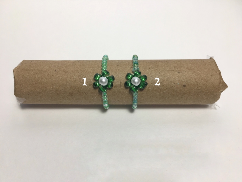 green beaded flower ring daisy bead ring dainty ring