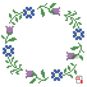 Könnte beinhalten: Ein pixeliger Blumenkranz mit blauen und lila Blumen mit gelben Zentren und grünen Blättern. Der Kranz ist kreisförmig auf weißem Hintergrund angeordnet. Ein PDF-Symbol befindet sich in der unteren rechten Ecke.