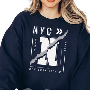 Unisex Crewneck Sweatshirt for New York Lover, Mothers Day Gift, New York Hoodie for Men, Gift for New Yorker, NYC Sweatshirt, E911