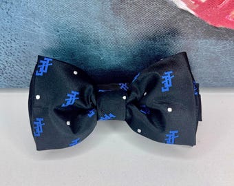 Pajarita preanudada para hombre de Jack and Jill of America, color negro/azul cobalto.