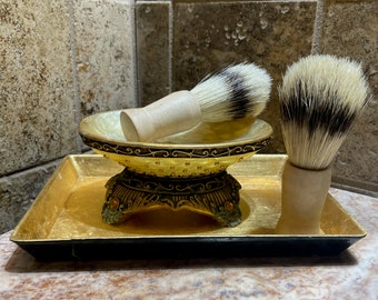 Gentleman's Shaving Brush ( Buy 1 take 1) !   Boar's Hair Bristles for a Close Shave