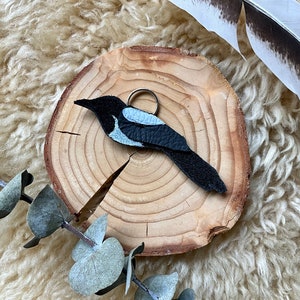 Magpie Bird Leather Keychain