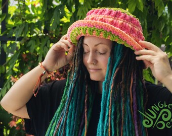 Chunky Party Bucket Hat Festival häkeln Winter Wear Rave Trippy Dreadlock Krempe Fedora Handgemachtes Geschenk by Jungle Poets