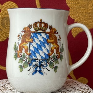 Bayern Munich Bavarian coffee mug oats ceramic cup traditional duo eye-catcher blue white gold coat of arms lions rare