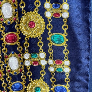 Chanel Silk Scarf Vintage Jewelry Jewels in Initials Ladylike Collectible rarely Eye-catcher extravagant night blue Night Blue