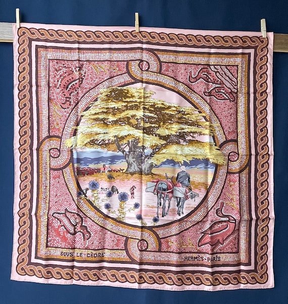 Hermès Sous le Cèdre シルクスカーフ Sous Le Cedre Hermes Scarf - It's All Goode