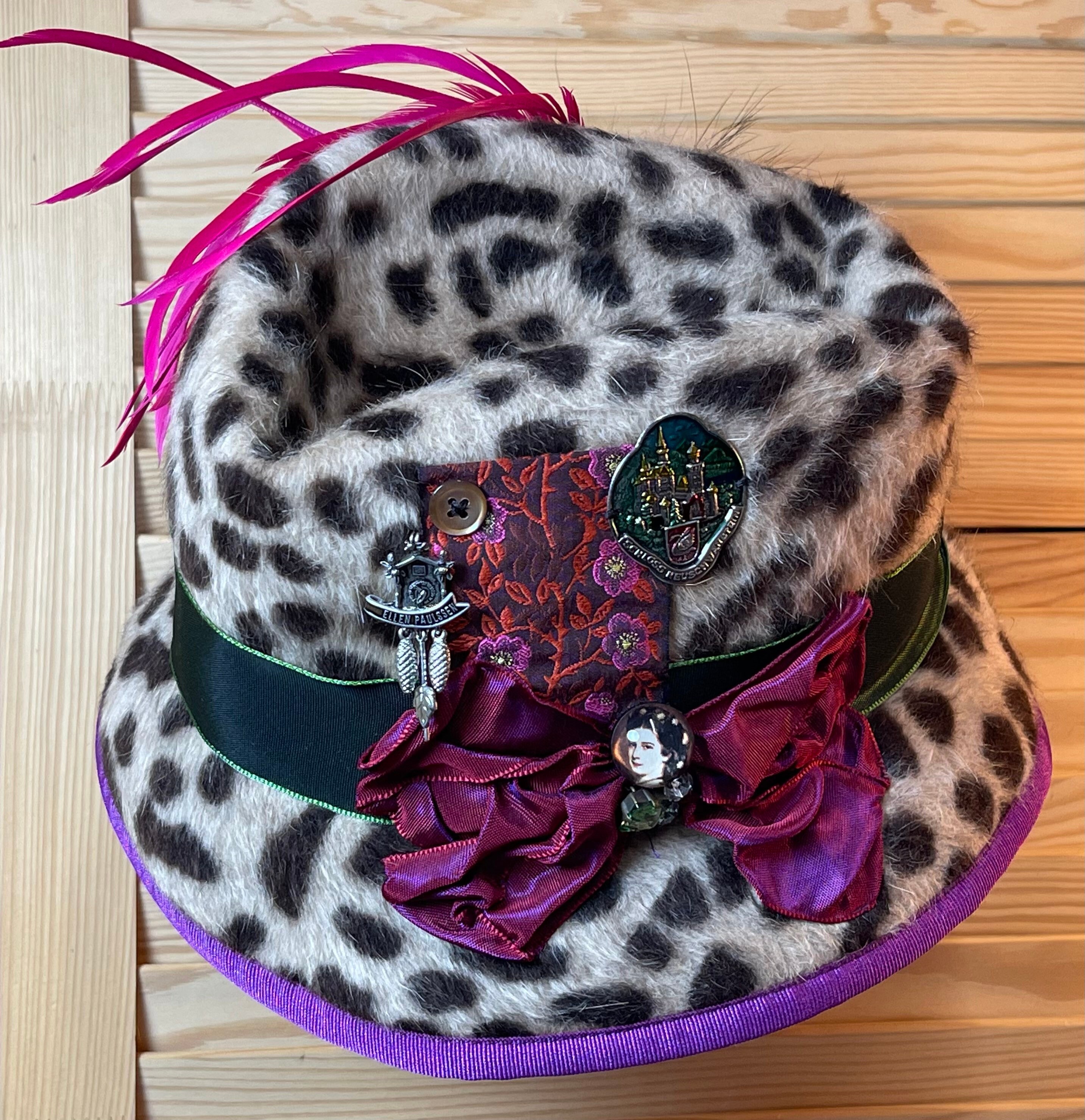 ELLEN PAULSSEN 100% Wool Germany Fedora Hat Green Brown + Feathers + Logo Ellen Paulssen Hat Ladylike Hunting Feathers Black Eye  main image 3