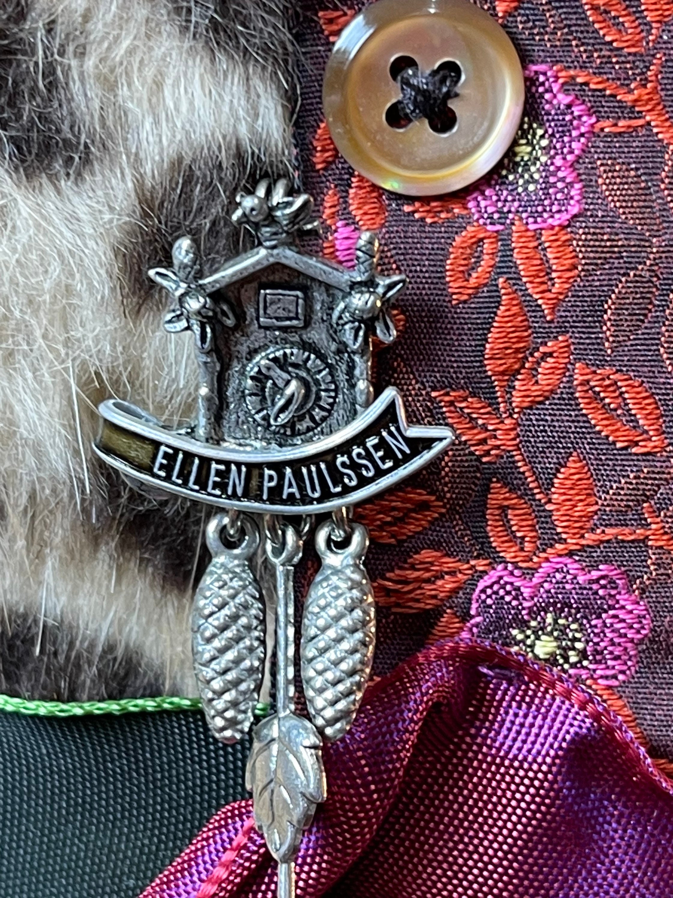 ELLEN PAULSSEN 100% Wool Germany Fedora Hat Green Brown + Feathers + Logo Ellen Paulssen Hat Ladylike Hunting Feathers Black Eye  main image 2
