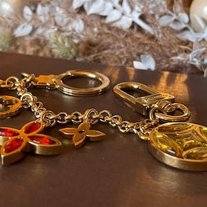 louis vuitton key charms