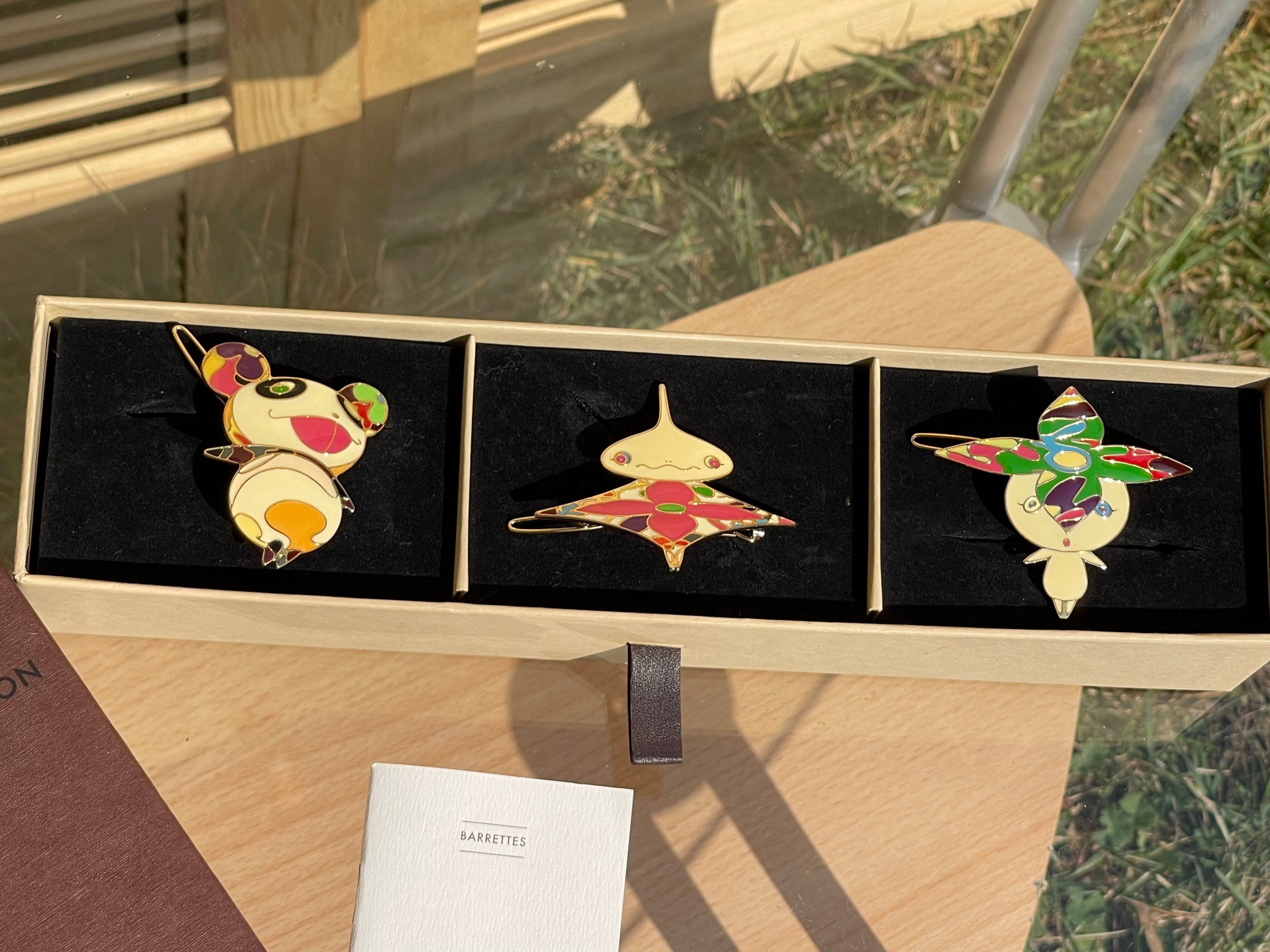 Louis Vuitton Takashi Murakami Hair Barretts Hair Clips  display picture 2