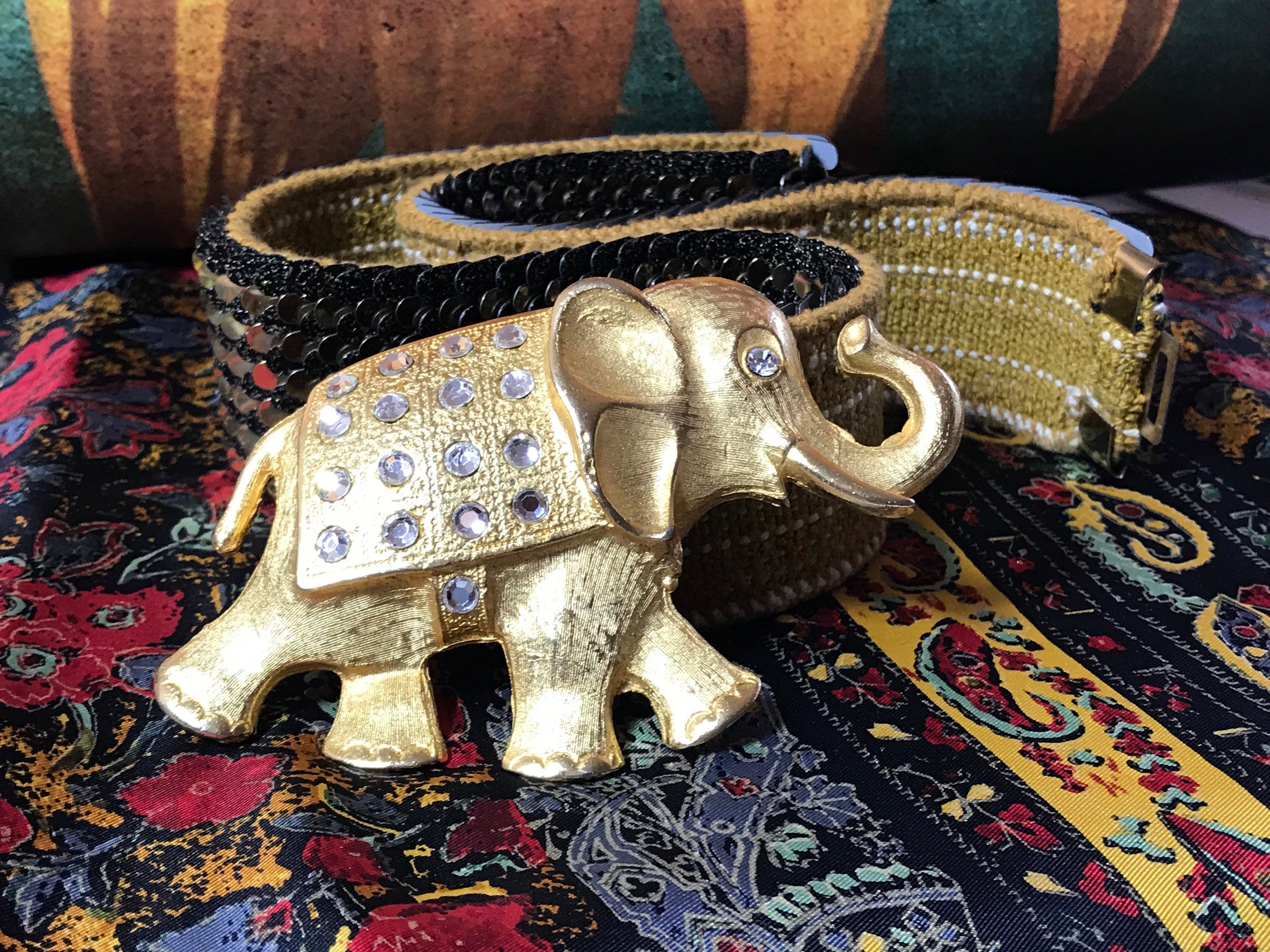 Vintage Gold & Rhinestone elephant belt buckle Vintage 1980sDElephant Belt Buckle with Rhinestone Eyes - QUIRK main image 4