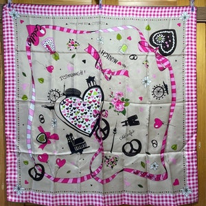Codello Silk Scarf Made in Germany Oktoberfest Wiesn Bayern Munich Sights Pink