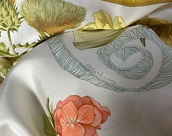 HERMES エルメス　女王陛下　カレ　REGINA ピンク　花束　フラワー　白 800000097061000-2_1000x.jpg?v=