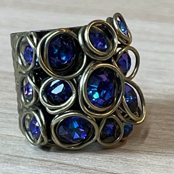 Conplit Miranda Konstantinidou Ring sparkling collection limited royal blue appearance extravagant exceptionally spectacular majestic