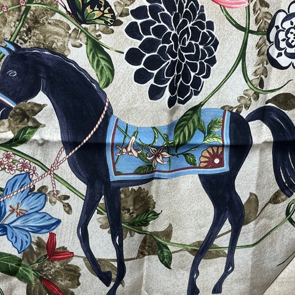 Gucci silk scarf cloth horse flowers blossoms silk beautifully magical extravagant rare Made in Italy